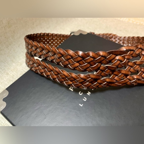 🦋Leather belt, interwoven, it is wide. Sz small🦋#CDP - Picture 8 of 16